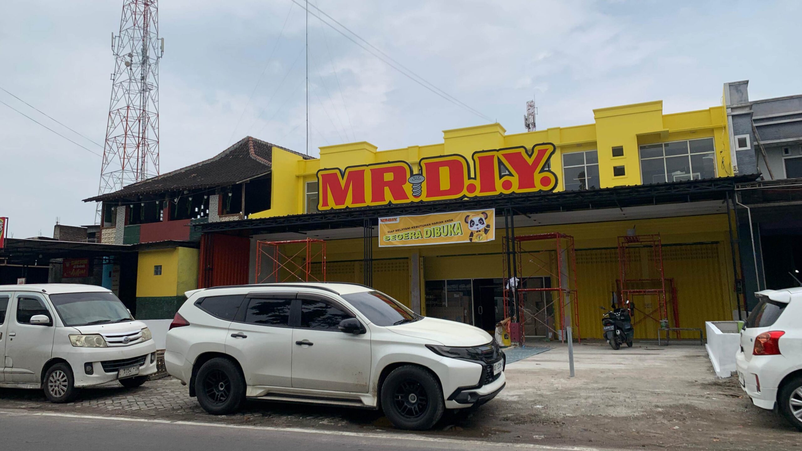 Belum Punya PBG dan PPKPR, Pembangunan Toko Modern di Diwek Jombang Disorot