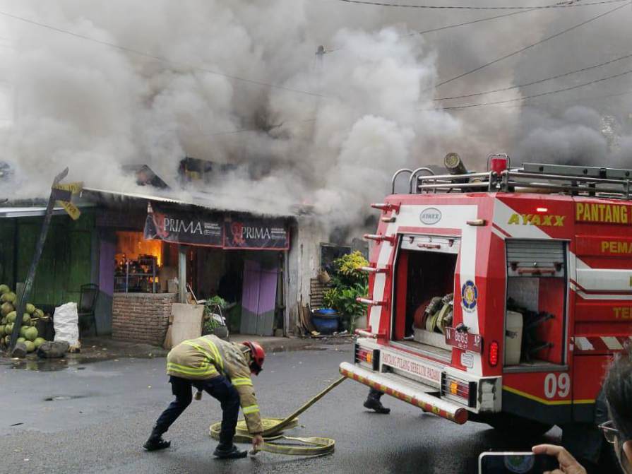 Kebakaran Bengkel di Blimbing, Kerugian Tembus Rp200 Juta