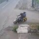 Empat Perampok Bersenjata Tajam Serang Pasutri di Jombang, Motor Ditabrak Lalu Dibacok