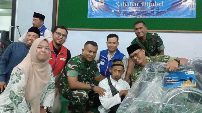 Hiswana Migas Malang Bersama Koramil 0818/7 Pakisaji Salurkan Bantuan untuk Anak Disabilitas