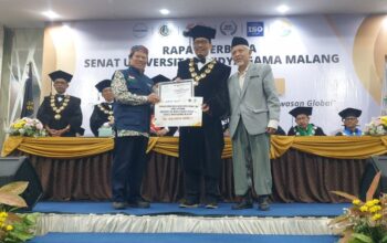Universitas Widya Gama Helat Dies Natalis ke 55, Dihiasi dengan Donasi untuk Bencana Sumatra