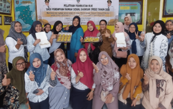 Dinas Sosial Kabupaten Jombang, Jawa Timur melalui Bidang Rehabilitasi Sosial menggelar kegiatan pemberdayaan Perempuan Rawan Sosial Ekonomi (PRSE) sebagai upaya meningkatkan keterampilan, kemandirian, dan kesejahteraan ekonomi perempuan.