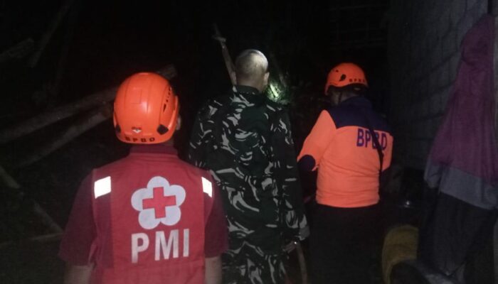 Tebing 8 Meter Longsor di Kasembon, Tiga Rumah Warga Wonoagung Rusak