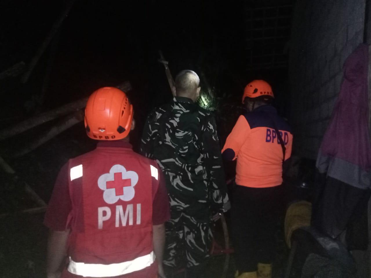 Tebing 8 Meter Longsor di Kasembon, Tiga Rumah Warga Wonoagung Rusak