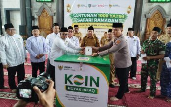 BAZNAS Jombang Santuni 1.000 Anak Yatim, Bupati Warsubi Luncurkan Gerakan Berinfaq