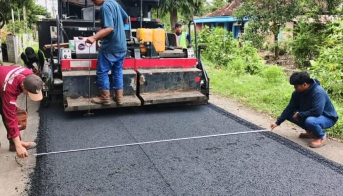 Perbaikan Jalan di Jombang Terus Dikebut, PUPR Tangani Ruas Bandung–Grogol