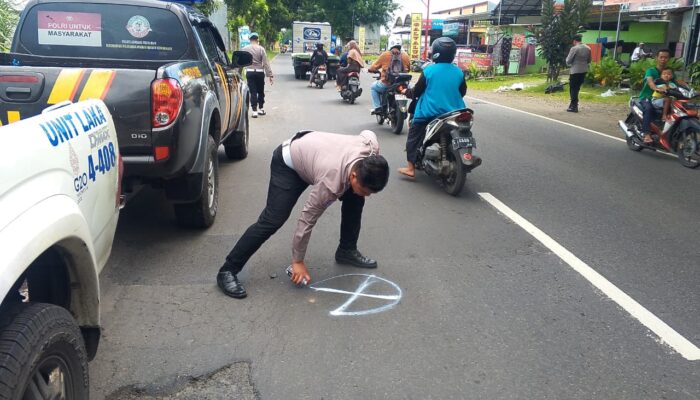 Kecelakaan di Jalan Raya Blimbing Gudo Jombang, Pengendara Motor Meninggal di TKP
