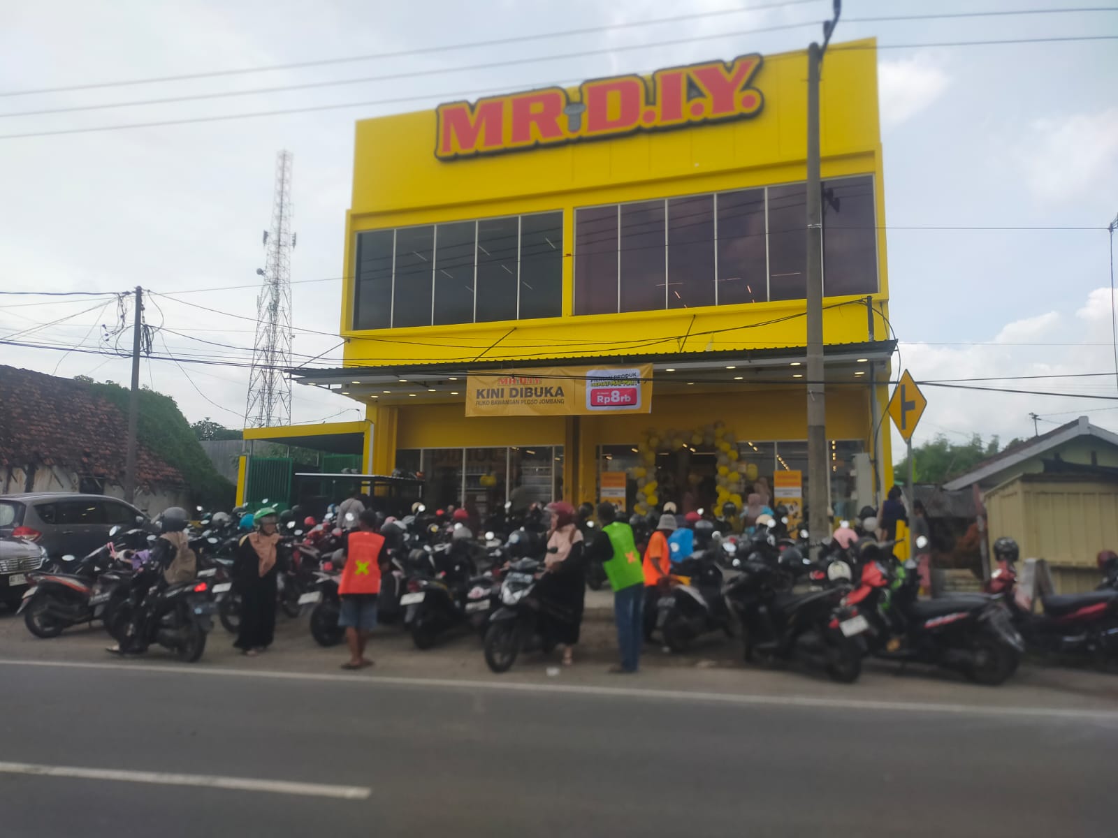 PBG Dua Toko MR DIY di Jombang Bermasalah, Koordinat Lokasi di OSS Tak Sesuai