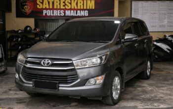 Ngaku Polisi dan Todong Pistol, Pria Singosari Gasak Mobil Korban Saat COD