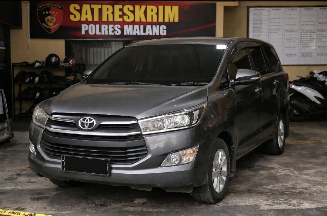 Ngaku Polisi dan Todong Pistol, Pria Singosari Gasak Mobil Korban Saat COD