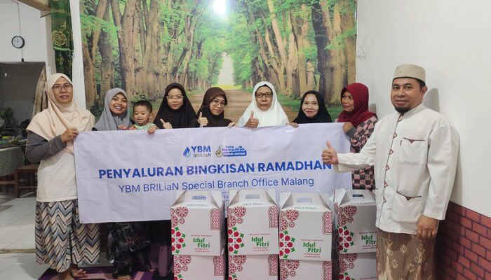 BRI Region 13 Malang Salurkan 200 Paket Sembako untuk Guru Tahfidz dan Guru Ngaji