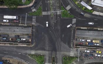 Jelang Lebaran, Arus Kendaraan di Pintu Tol Malang Meningkat