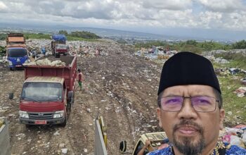 Jelang Lebaran Volume Sampah Melonjak, Plt Kepala DLH Kota Malang Tinjau Langsung TPA Supiturang
