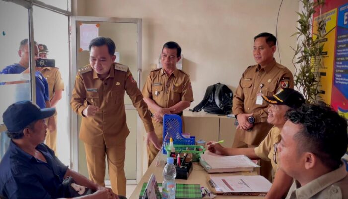 Jalankan Arahan Bupati Fawait, Dispendukcapil Sasar 16 Ribu e-KTP Pemula