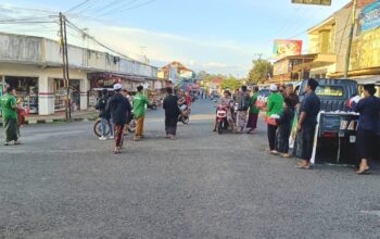 GP Ansor Ranting Desa Pagak Bagikan 1.000 Takjil, Wujud Kepedulian di Bulan Ramadan