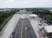 Lonjakan arus mudik Idulfitri 1447 Hijriah di ruas Tol Trans Jawa mencatat angka signifikan. PT Jasamarga Transjawa Tol (JTT) melaporkan, sebanyak 729.632 kendaraan bergerak menuju wilayah timur