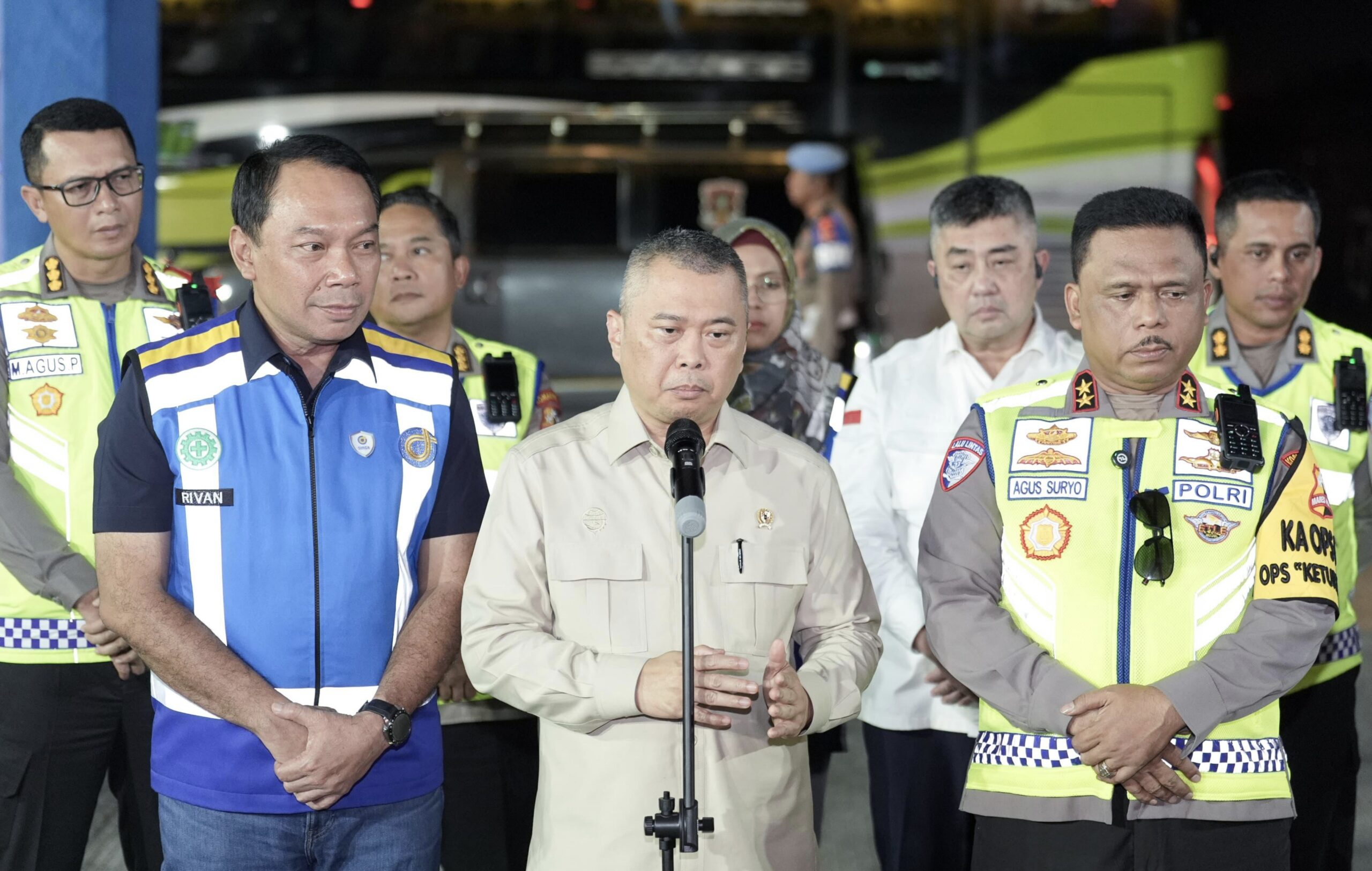 Pemerintah mengingatkan masyarakat untuk lebih cermat dalam menentukan waktu perjalanan arus balik Idulfitri 1447 Hijriah/2026 M, guna menghindari kepadatan ekstrem di sejumlah ruas jalan tol.