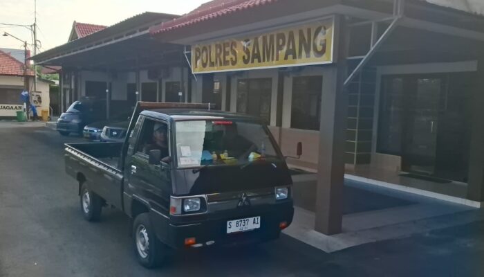 Hilang di Pasuruan, Polsek Ketapang Amankan R4 Jenis Pick Up di Lahan Kosong
