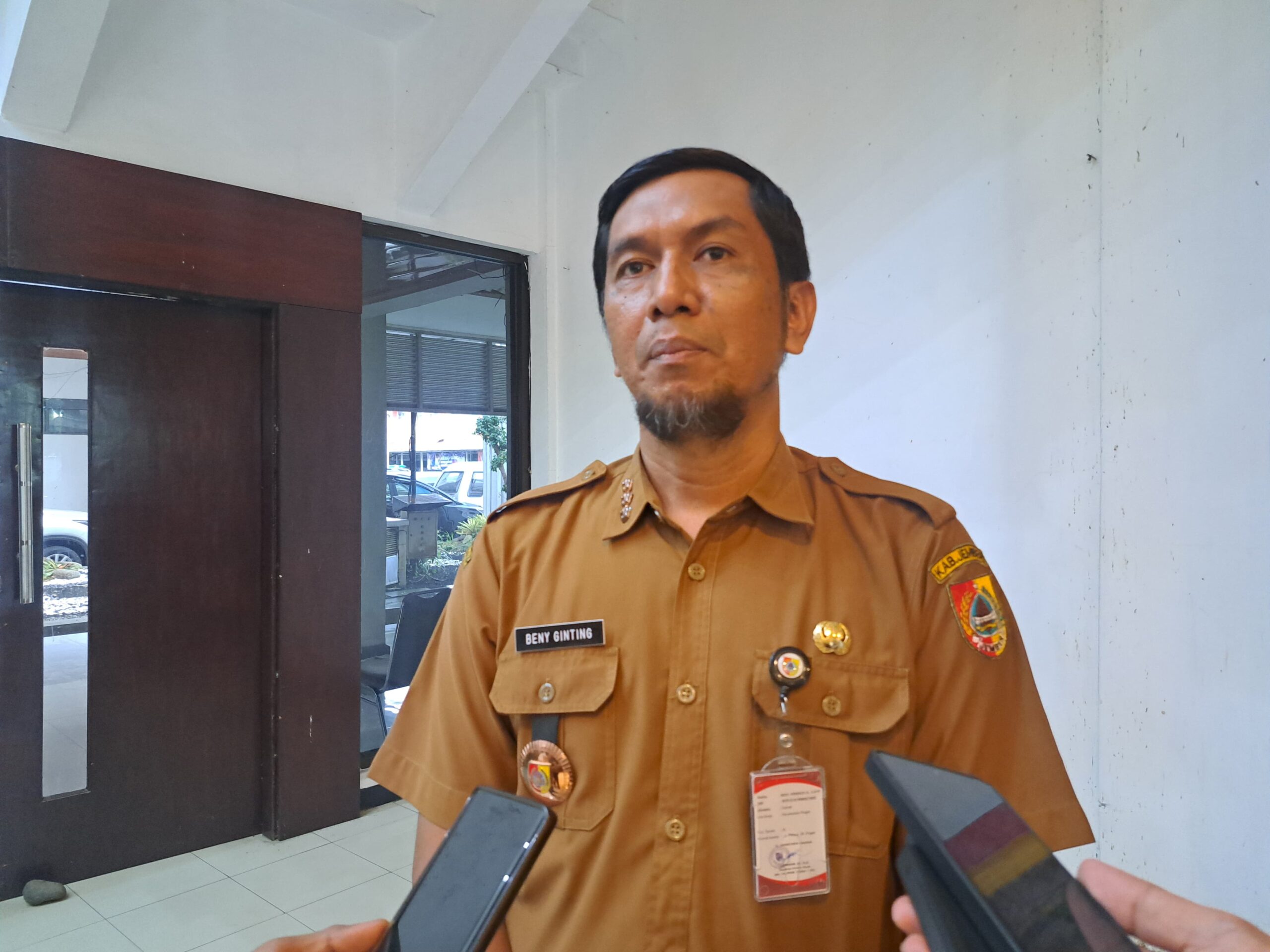 Atasi Antrean Panjang, Bupati Jember Atur Jam Operasional Armada Truk PT Imasco