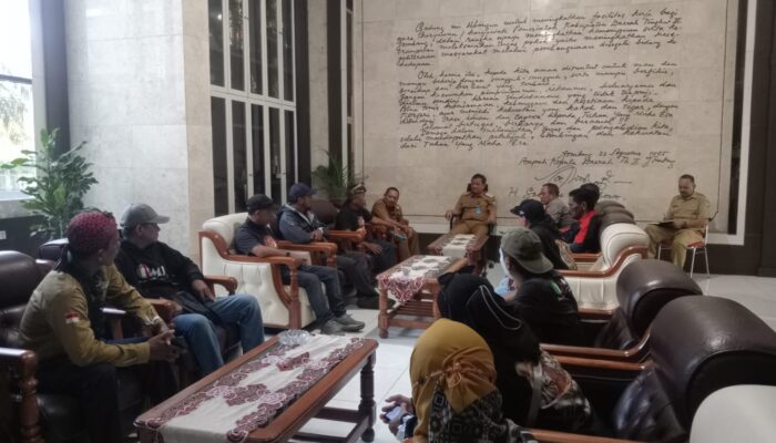 Demo PKL Jombang, Soroti Pelanggaran Zona Merah di Alun-Alun