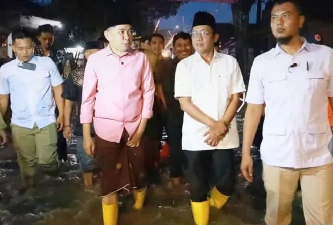 Bupati Fawait Tinjau Langsung Penyebab Banjir di Mumbulsari, Segera Petakan Pendangkalan Sungai