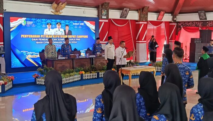Dari 119 CPNS, Bupati Sampang Hanya Melantik 118 Orang Menjadi PNS