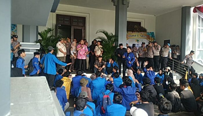 Aksi di DPRD Tak Sia-sia, Sekwan Pastikan Pertemuan PMII dengan Ketua DPRD