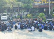 Aksi Damai Aremania Minta Laga Arema FC vs Persebaya Tetap di Malang