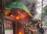 Warung Makan di Tlogomas Malang Ludes Terbakar, Diduga Akibat Kebocoran Gas