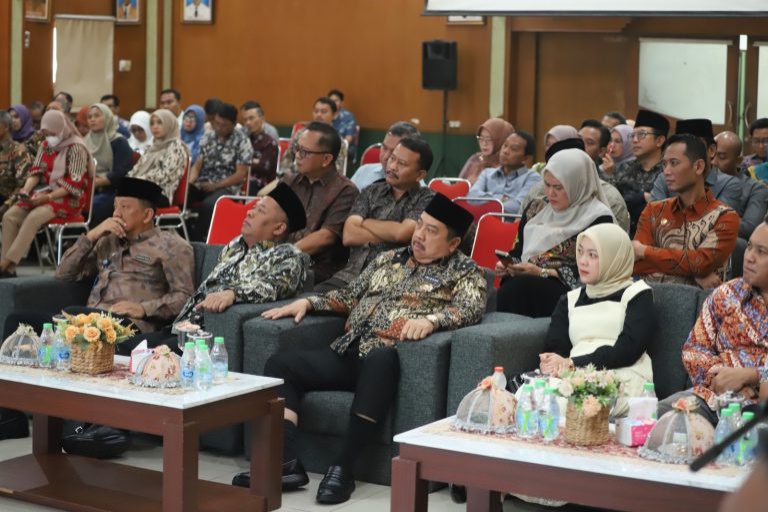 Maraknya operasi tangkap tangan (OTT) di wilayah Jawa Timur oleh Komisi Pemberantasan Korupsi (KPK) mendapat respons serius dari Pemerintah Kabupaten Jombang.