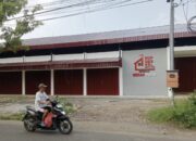 Progres pembangunan gerai dan gudang Koperasi Desa/Kelurahan Merah Putih (KDKMP) di Kabupaten Jombang hingga akhir Maret 2026 belum merata di seluruh wilayah.