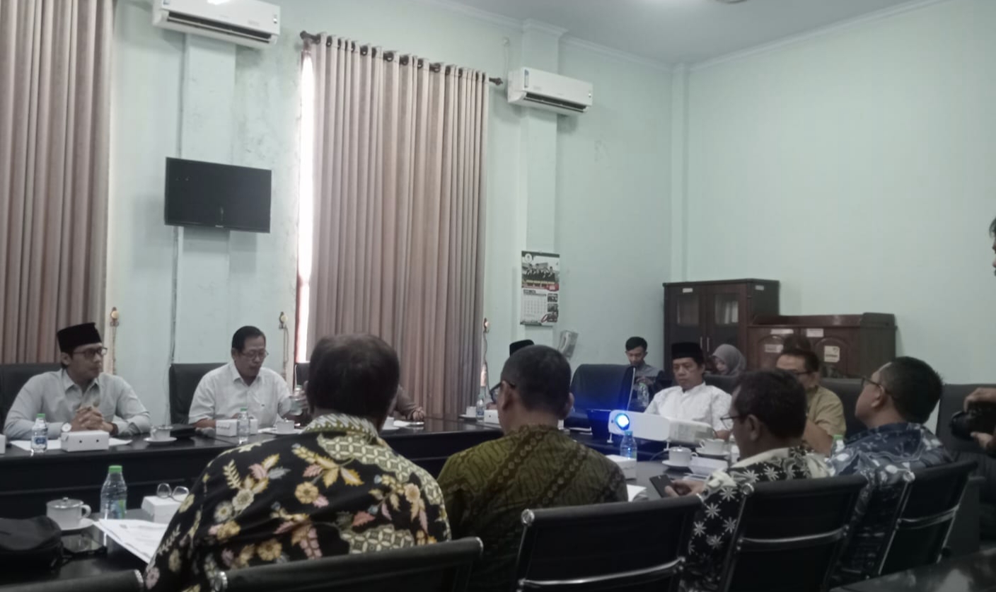 Insiden kanopi Pasar Ploso ambruk di Kabupaten Jombang, Jawa Timur pada Rabu (18/3/2026) dini hari mendapat perhatian serius dari DPRD Jombang.