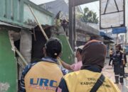 Libatkan Lintas OPD, Pemkab Jember Tertibkan Bangunan Liar di Atas Saluran Irigasi