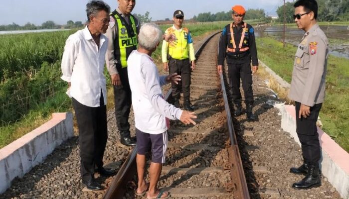 Lansia Tertabrak KA Penataran di Singosari, Diduga Berjalan di Jalur Rel