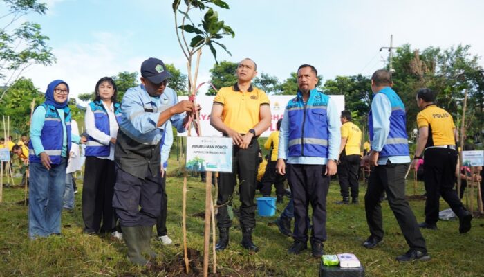 Hijaukan Supit Urang, Polresta Malang Kota Tanam 250 Pohon Sambut Hari Bhayangkara ke-80