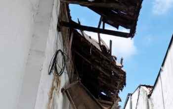 Atap SDN 1 Kalisongo Ambrol Usai Hardiknas, DPRD Kabupaten Malang Desak Percepatan Perbaikan