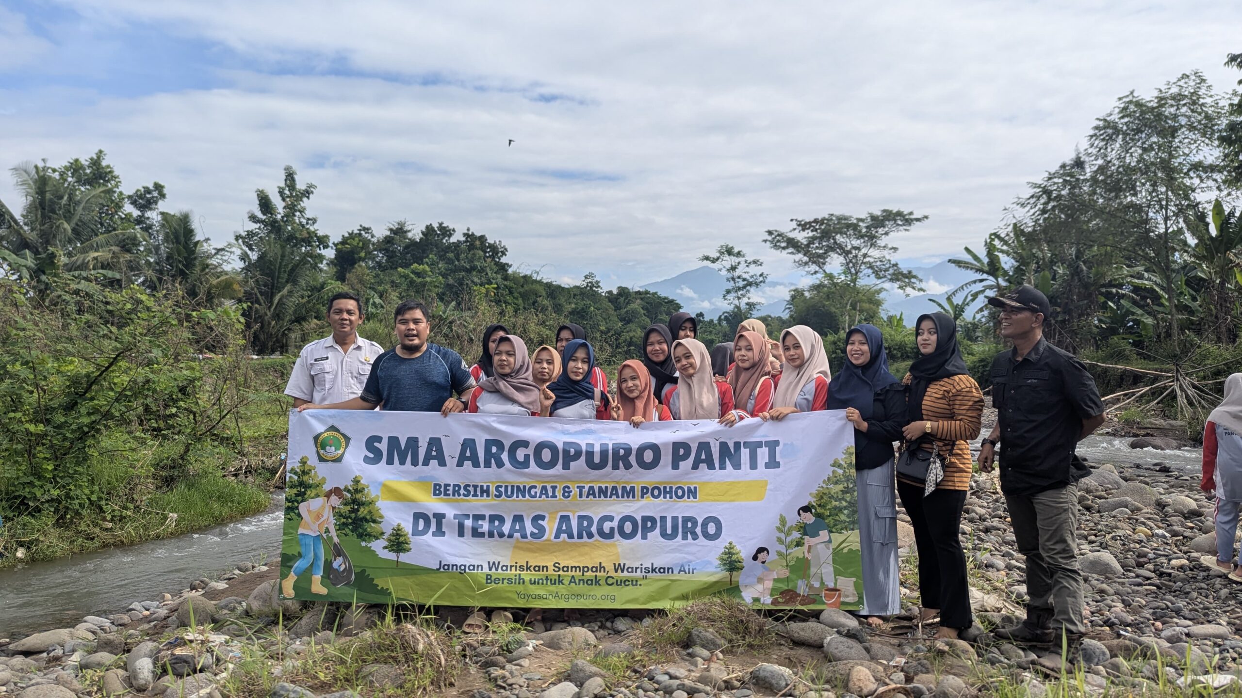 Teras Argopuro Ikon Wisata Edukasi Baru di Jember, Ajak Pelajar Rawat Sungai dan Lingkungan