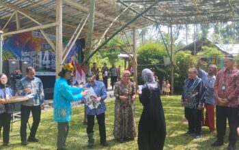 Wamen Komdigi Apresiasi Festival Egrang Jember, Perkuat Ekosistem Sosial dan Ekonomi Lokal