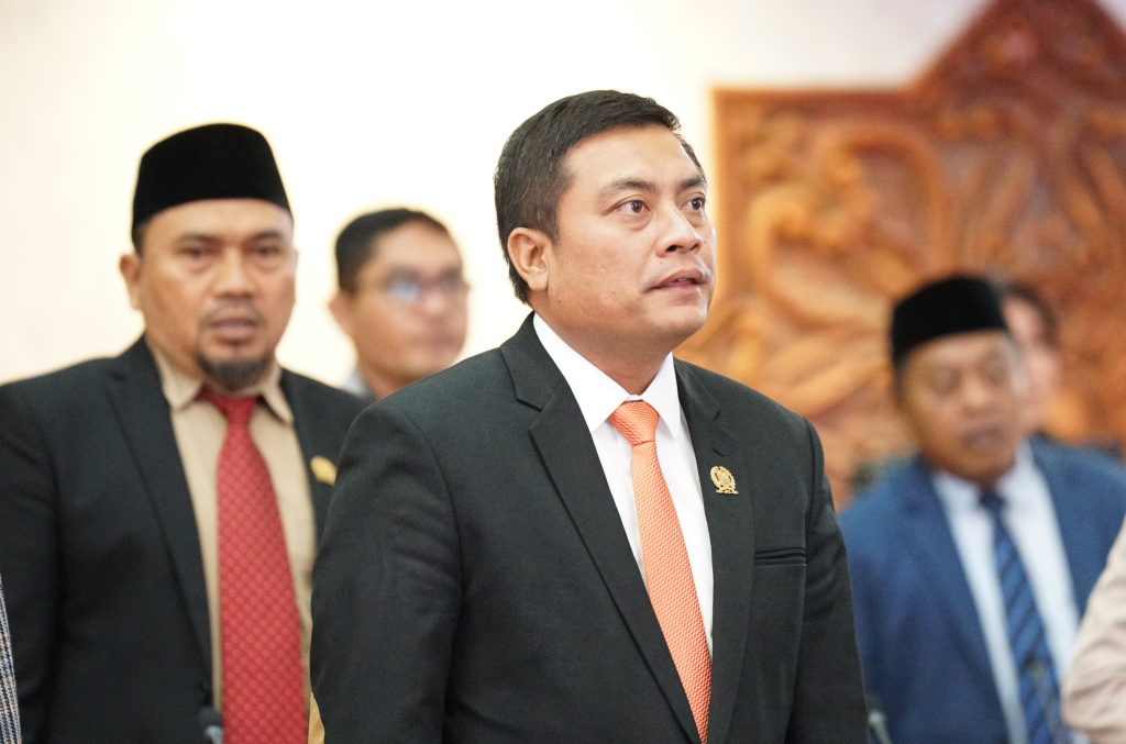 Puguh Soroti Larangan Guru Honorer Mengajar Mulai 2027, Peran Mereka Signifikan
