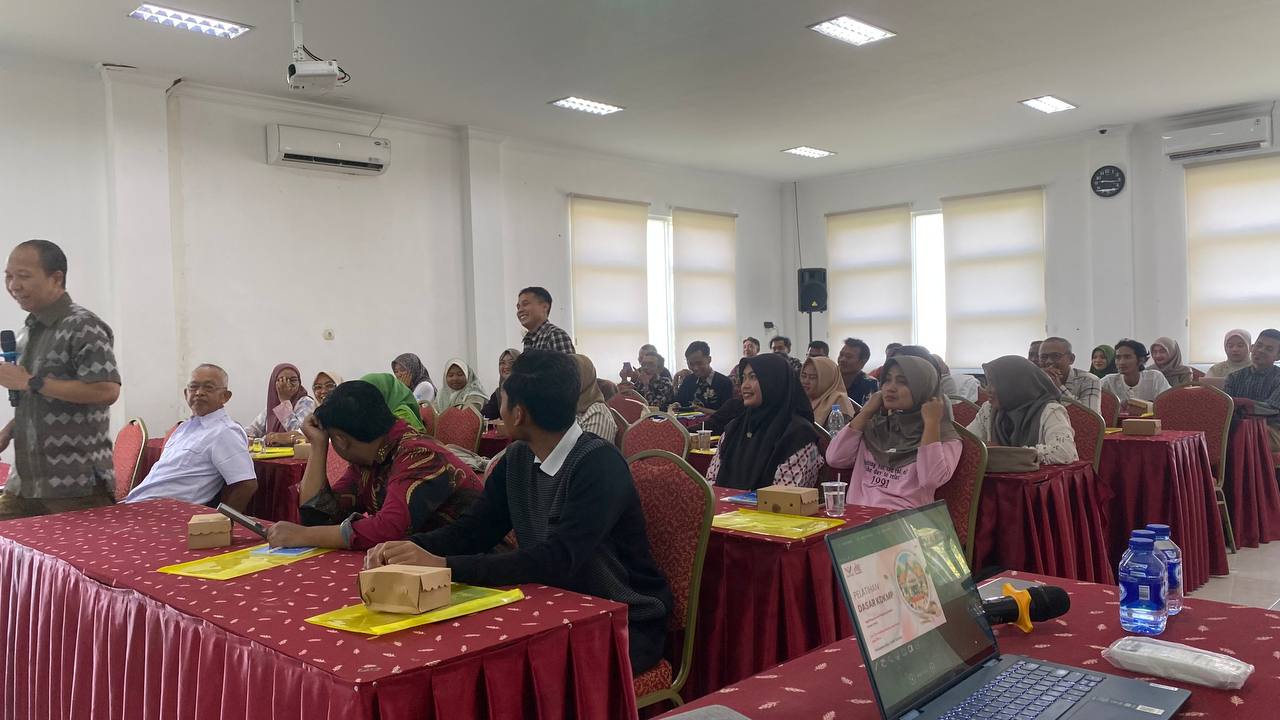 Bupati Fawait Perintahkan Diskopumdag Gembleng Pengurus KDKMP Lewat Bimtek Akuntansi