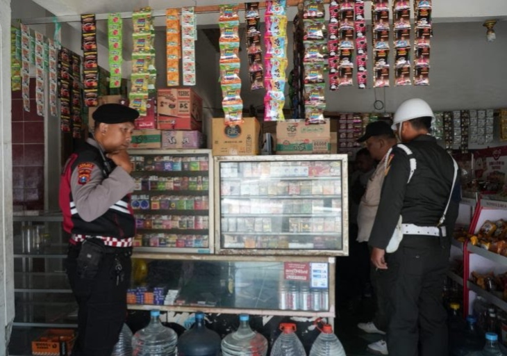 Ratusan Bungkus Rokok Ilegal Diamankan dari Dua Kecamatan di Jombang
