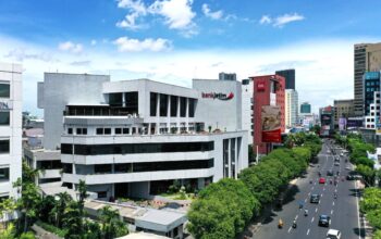 Tegaskan Komitmen terhadap Pertumbuhan Berkelanjutan, Jajaran Direksi Bank Jatim Lakukan Pembelian Saham