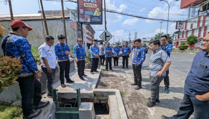 Era Bupati Fawait Genangan Air Jalan Hayam Wuruk Bakal Ditangani, Tim Pusat Turun Lapangan