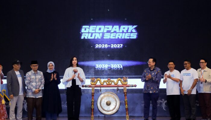 Geopark Run Series Diluncurkan, Irman Gusman Dorong Sport Tourism Jadi Motor Ekonomi Daerah