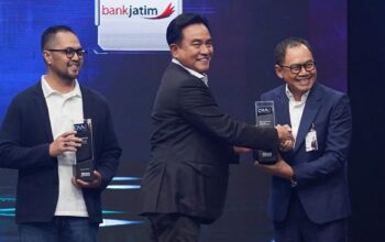 Sukses Lakukan Transformasi JConnect, Bank Jatim Raih Penghargaan dalam Ajang Digital Innovation Award 2026