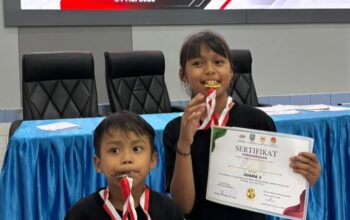 Pelatih Muda asal Kesamben Antar Atlet PION MAS Berprestasi di Kejurkab Catur Jombang