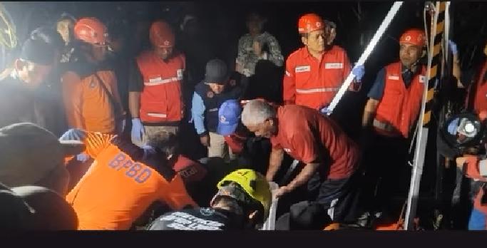 Pamit Cari Rumput, Lansia di Wagir Ditemukan Tewas di Dasar Sumur Tua Sedalam 30 Meter