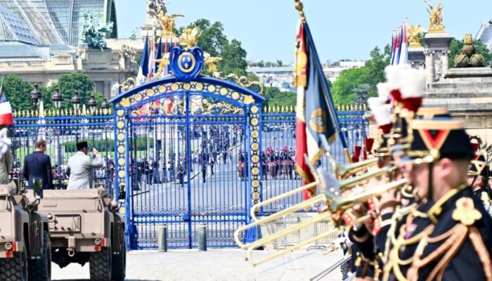 Presiden Prabowo Disambut Upacara Kehormatan Kenegaraan di Les Invalides Paris