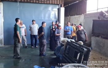 DLH dan Satpol PP Sidak Pabrik Garam di Ngoro Jombang, Ini Temuannya