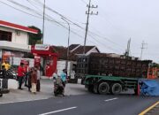 Pemotor Asal Sawojajar Tewas Usai Tabrak Truk di Pasuruan, Polisi Dalami Penyebab Kecelakaan